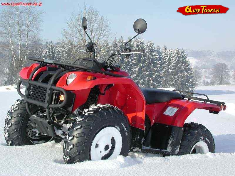 Quad fahren im Schnee