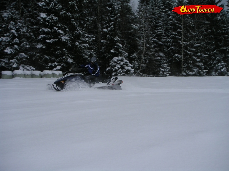 MINOLTA DIGITAL CAMERA